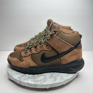 Size 9-  Nike SB Dunk High Boot in the "Military Brow